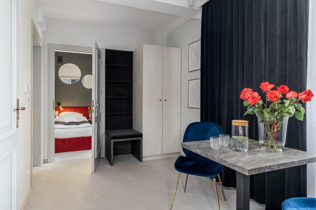 סאנדומירז Zamkowe Apartamenty מראה חיצוני תמונה