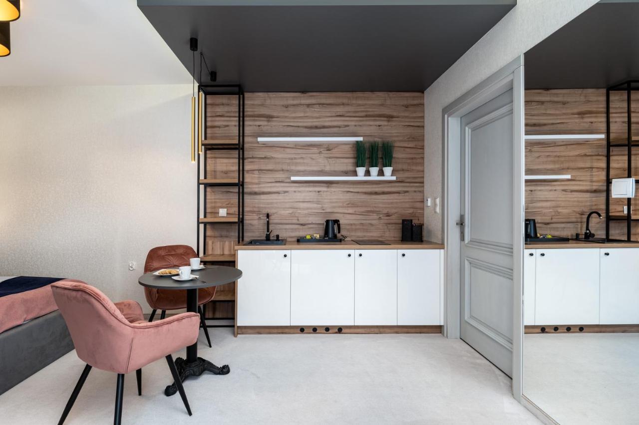 סאנדומירז Zamkowe Apartamenty מראה חיצוני תמונה